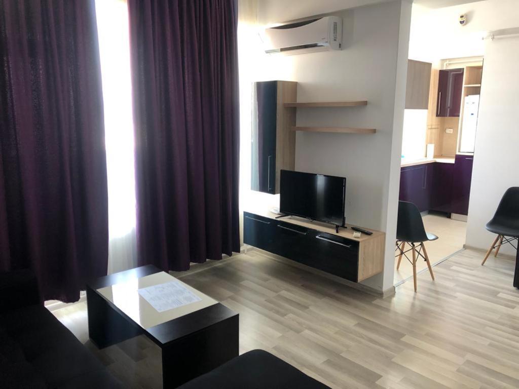 מאמאיה Apartament Crazy Summerland מראה חיצוני תמונה