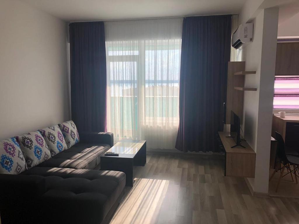 מאמאיה Apartament Crazy Summerland מראה חיצוני תמונה