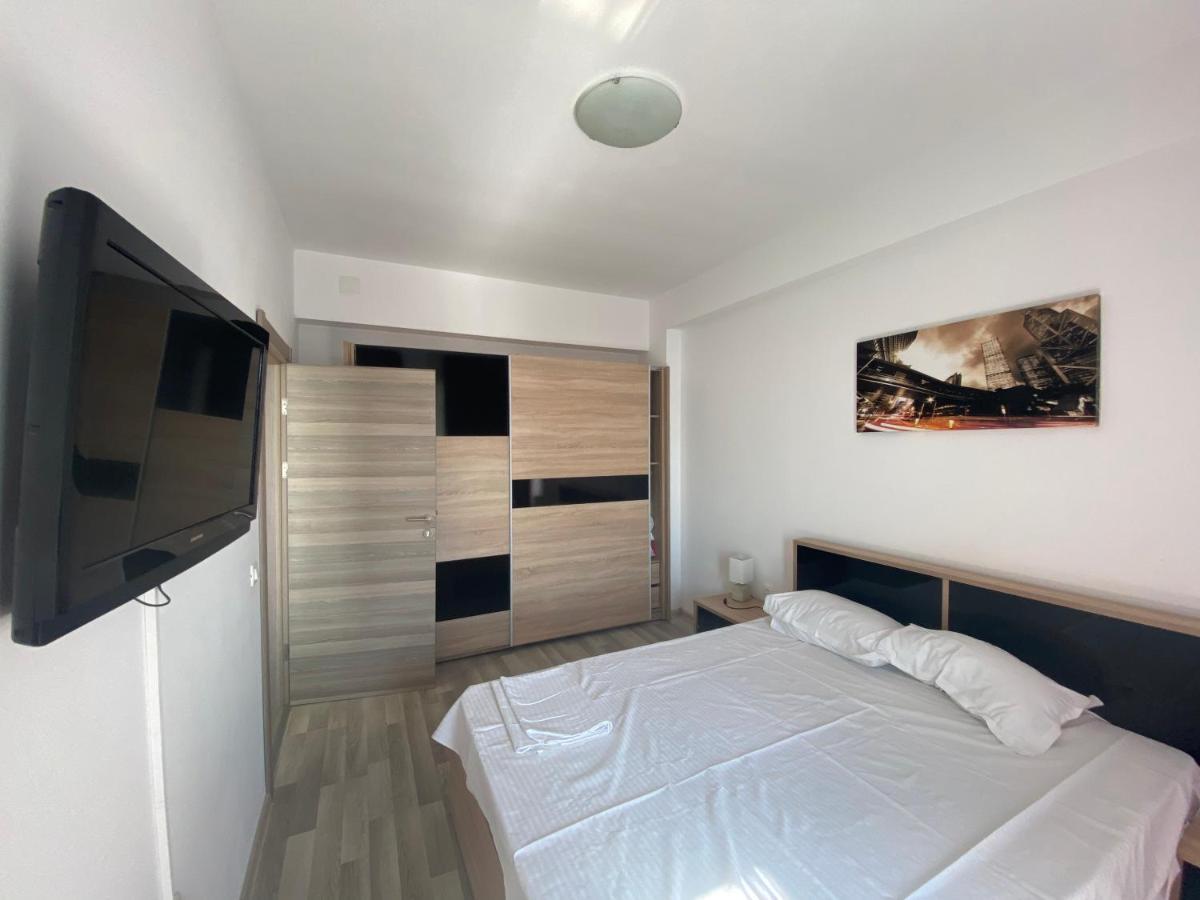 מאמאיה Apartament Crazy Summerland מראה חיצוני תמונה