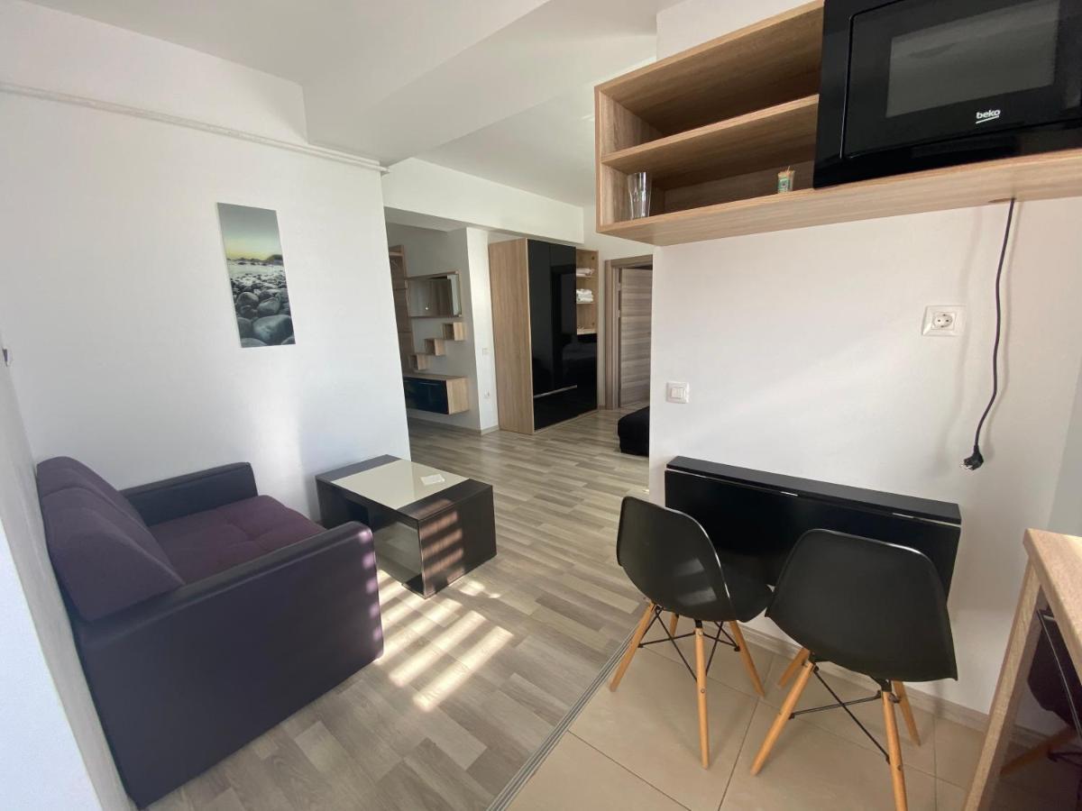מאמאיה Apartament Crazy Summerland מראה חיצוני תמונה