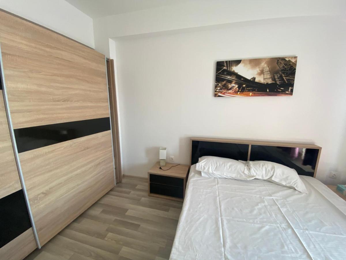 מאמאיה Apartament Crazy Summerland מראה חיצוני תמונה